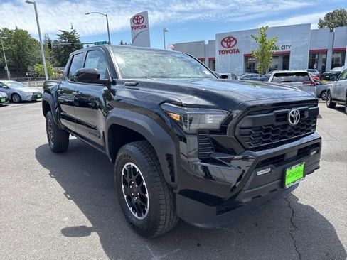 New 2025 Toyota Tacoma TRD Off-Road image 25