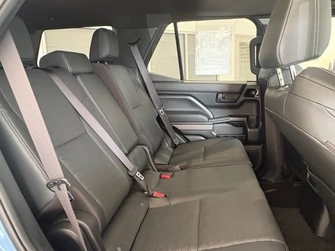 Used 2023 Toyota 4Runner SR5 Premium w/ Moonroof Package AWD/4WD image 13