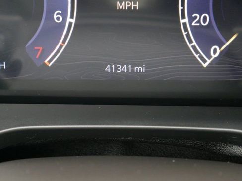 Used 2023 Jeep Grand Cherokee Altitude image 30