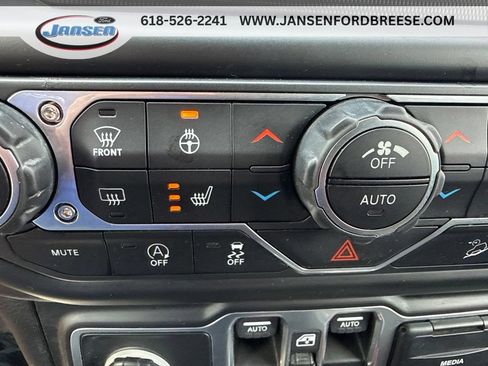 Used 2018 Jeep Wrangler Unlimited Sport S AWD/4WD image 24