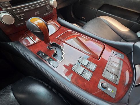 Used 2010 Lexus LS 460 L RWD image 16