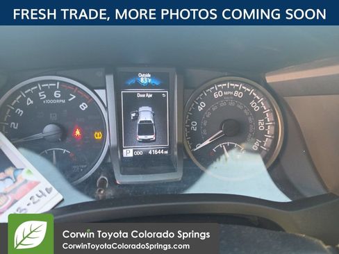 Used 2022 Toyota Tacoma TRD Off-Road w/ Technology Package AWD/4WD image 12