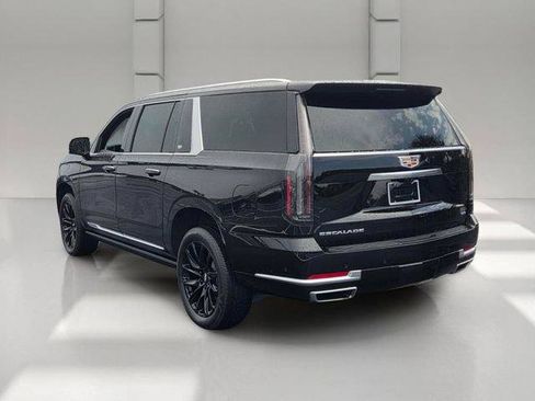 Certified 2025 Cadillac Escalade ESV Premium Luxury AWD/4WD image 3