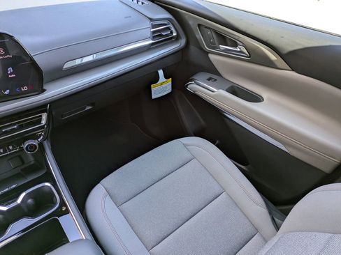 New 2026 Chevrolet Traverse LT image 18