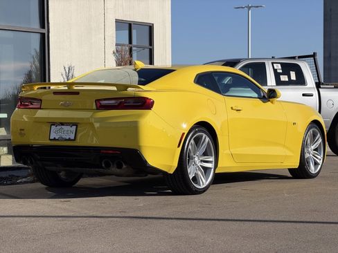 Used 2017 Chevrolet Camaro SS image 5