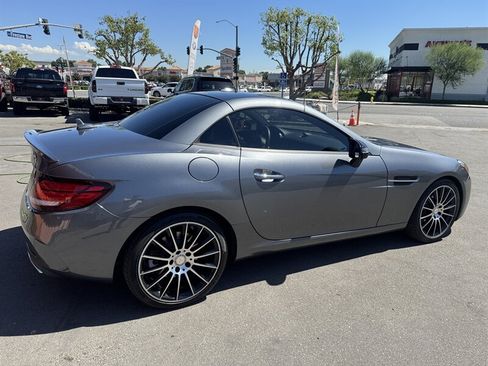 Used 2017 Mercedes-Benz SLC 300 image 18