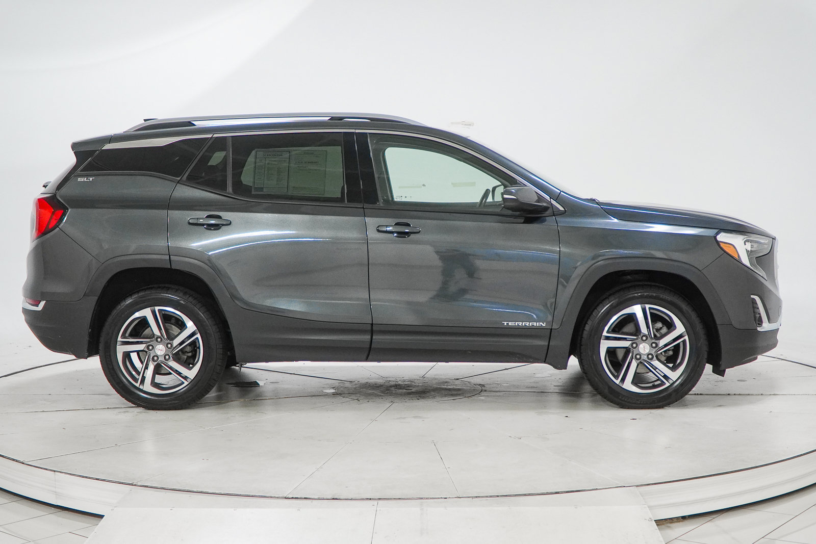 Used 2020 GMC Terrain SLT AWD/4WD image 12