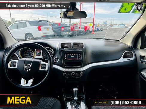 Used 2018 Dodge Journey SXT w/ Blacktop Package image 27