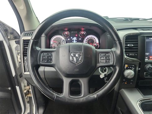 Used 2018 RAM 1500 Sport image 13
