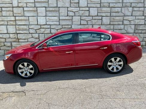 Used 2013 Buick LaCrosse Leather w/ Driver Confidence Package FWD image 3