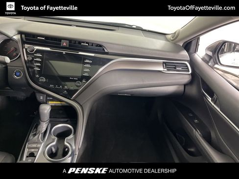 Used 2018 Toyota Camry XSE w/ Driver Assist Package image 18