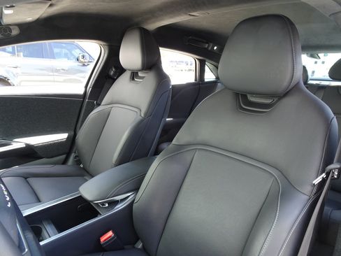 Used 2024 Lucid Air Touring AWD/4WD image 11