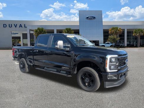 Used 2025 Ford F250 XL w/ STX Appearance Package image 2