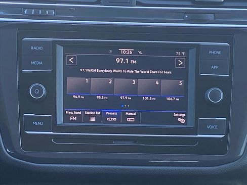 Certified 2023 Volkswagen Tiguan S image 8