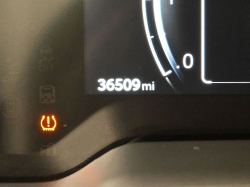 Used 2023 Toyota Corolla XSE image 18