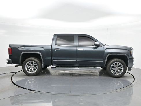 Used 2017 GMC Sierra 1500 SLT w/ SLT Premium Package AWD/4WD image 4