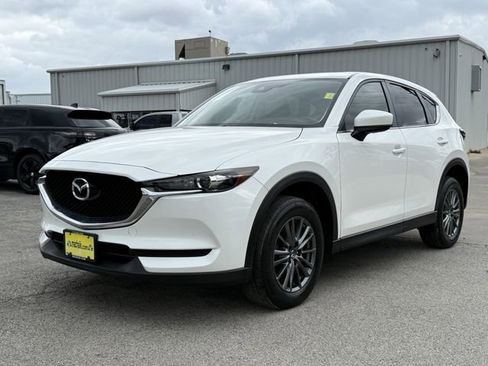 Used 2017 MAZDA CX-5 Touring w/ Preferred Equipment Package image 4