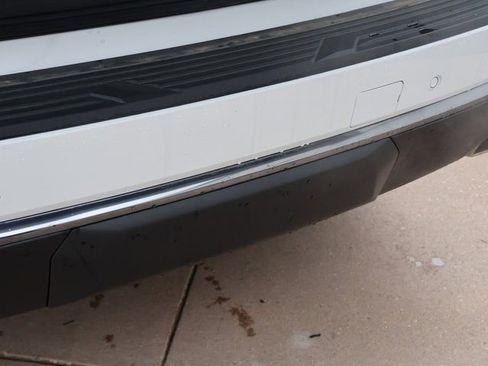 New 2026 GMC Yukon XL AT4 w/ AT4 Premium Plus Package image 18