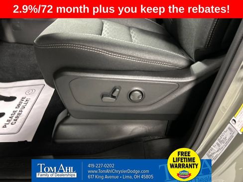 New 2026 RAM 1500 Big Horn AWD/4WD image 11