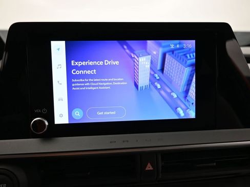 Used 2024 Toyota Prius LE image 12