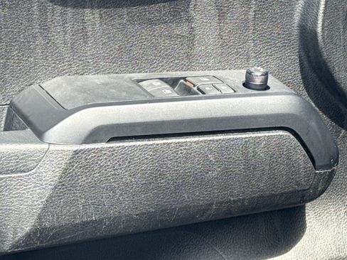 Used 2022 Toyota Tacoma SR w/ SX Package RWD image 24