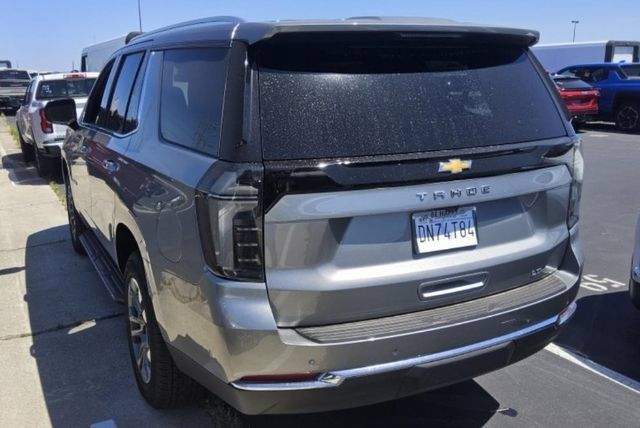 Used 2026 Chevrolet Tahoe LT w/ Comfort Package AWD/4WD image 5