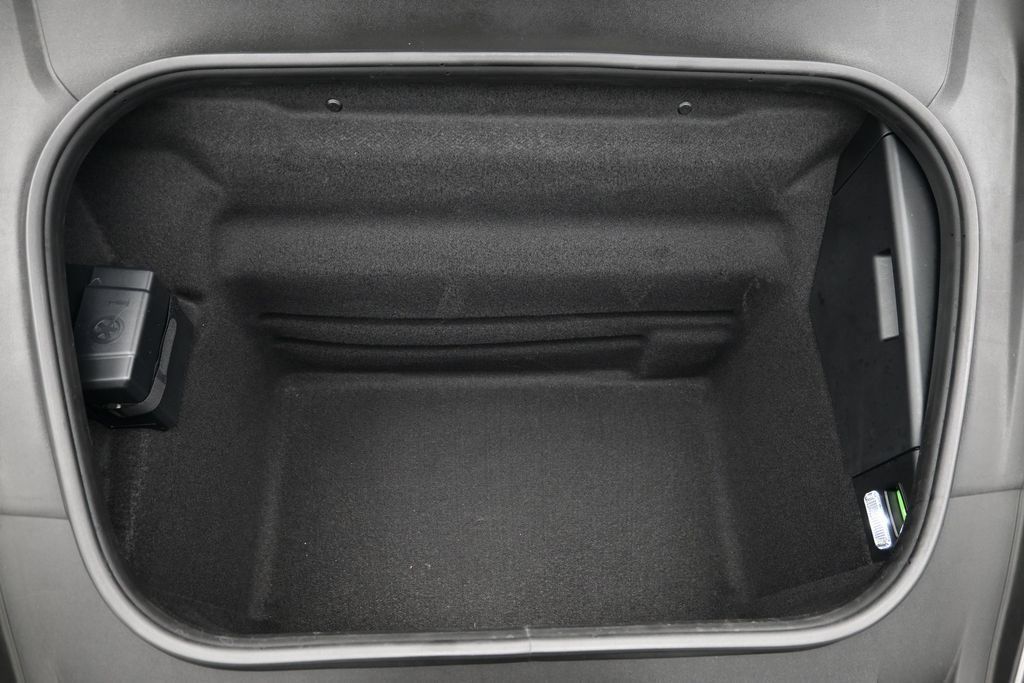 Certified 2025 Porsche 911 Carrera S RWD image 32