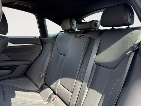 Used 2025 BMW 430i xDrive w/ Premium Package image 24