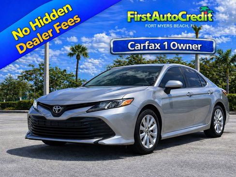 Used 2020 Toyota Camry LE FWD image 1