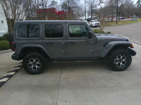 Used 2021 Jeep Wrangler Unlimited Rubicon AWD/4WD image 14