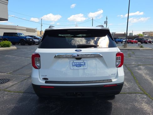 Used 2025 Ford Explorer ST AWD/4WD image 4