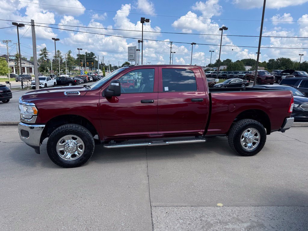 Used 2024 RAM 2500 Tradesman w/ Chrome Appearance Group AWD/4WD image 10