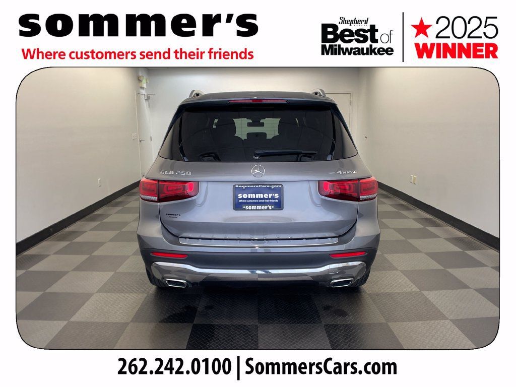 Used 2021 Mercedes-Benz GLB 250 4MATIC image 4