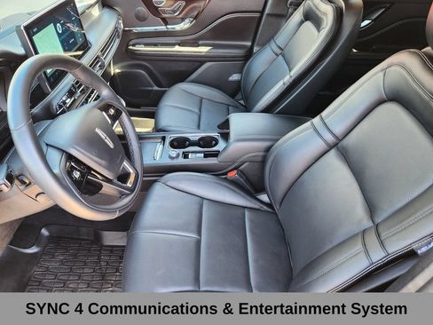 Used 2025 Lincoln Corsair AWD w/ Equipment Group 101A image 17