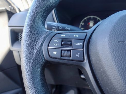 Used 2025 Honda CR-V EX image 16