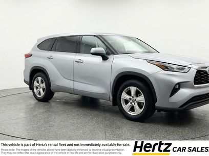 Used 2025 Toyota Highlander LE