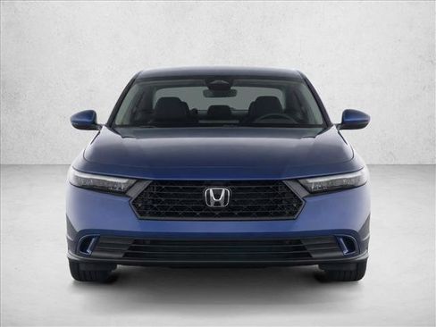 Used 2023 Honda Accord EX-L image 2