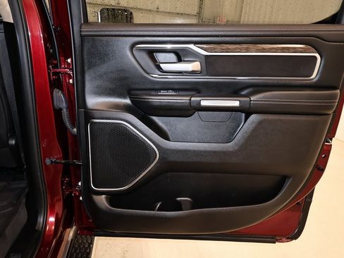 Used 2019 RAM 1500 Laramie image 19