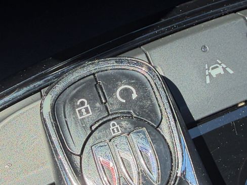 Used 2025 Buick Envista Sport Touring FWD image 23