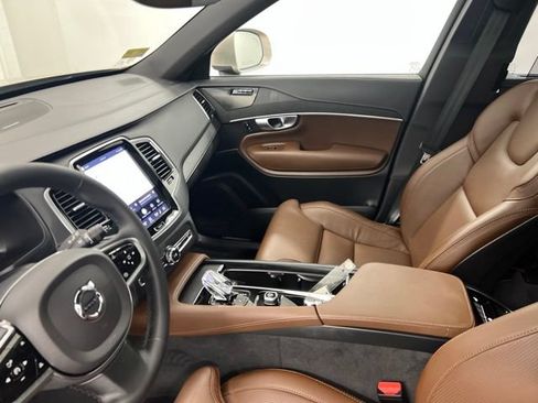 Used 2024 Volvo XC90 B6 Ultimate AWD/4WD image 22