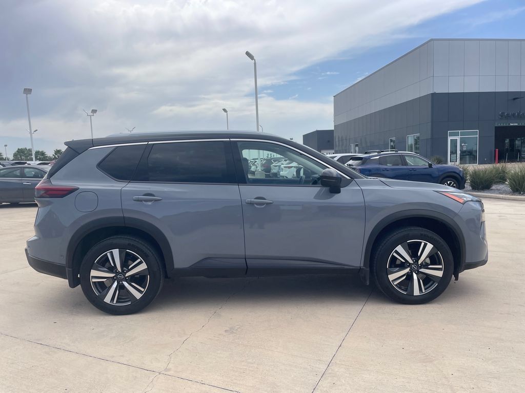 Certified 2024 Nissan Rogue SL AWD/4WD image 6