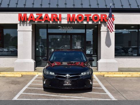 Used 2016 Toyota Camry SE FWD image 5