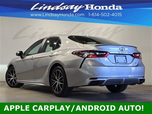 Used 2022 Toyota Camry SE image 4