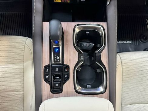 Used 2023 Lexus RX 350 Premium Plus w/ Cold Area Package AWD/4WD image 17