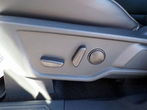 New 2025 Ford Bronco Badlands image 11