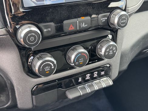 New 2026 RAM 1500 Tradesman AWD/4WD image 19