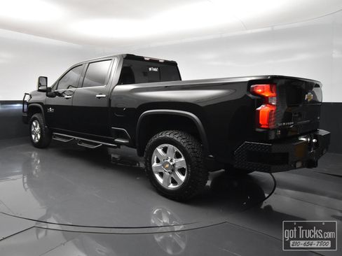 Used 2022 Chevrolet Silverado 2500 LTZ w/ LTZ Texas Edition AWD/4WD image 5