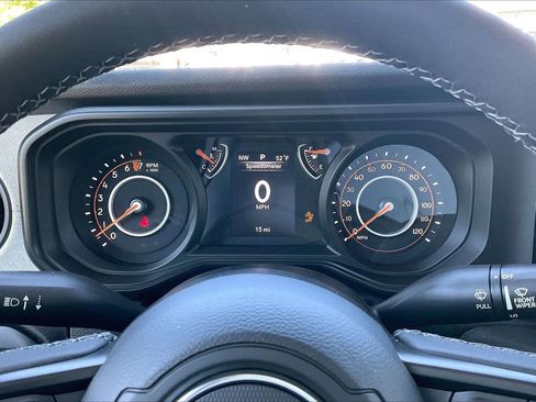 New 2026 Jeep Gladiator Sport image 11