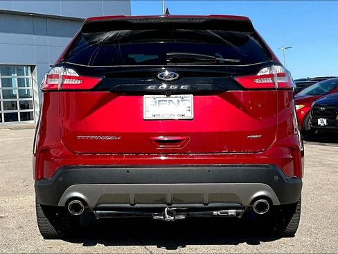 Used 2022 Ford Edge Titanium w/ Equipment Group 301A AWD/4WD image 5