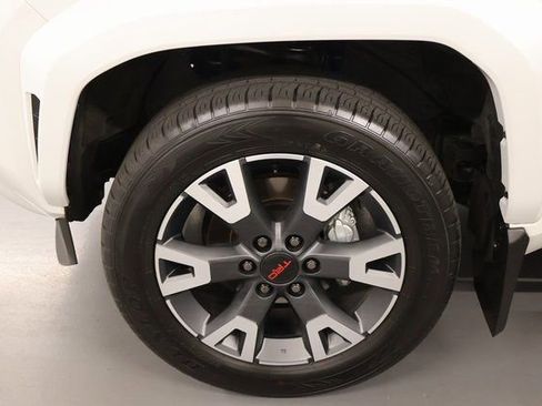 Certified 2025 Toyota 4Runner TRD Sport AWD/4WD image 7
